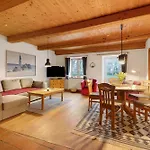 Haus Muehlenhof 4 * Hillgroven